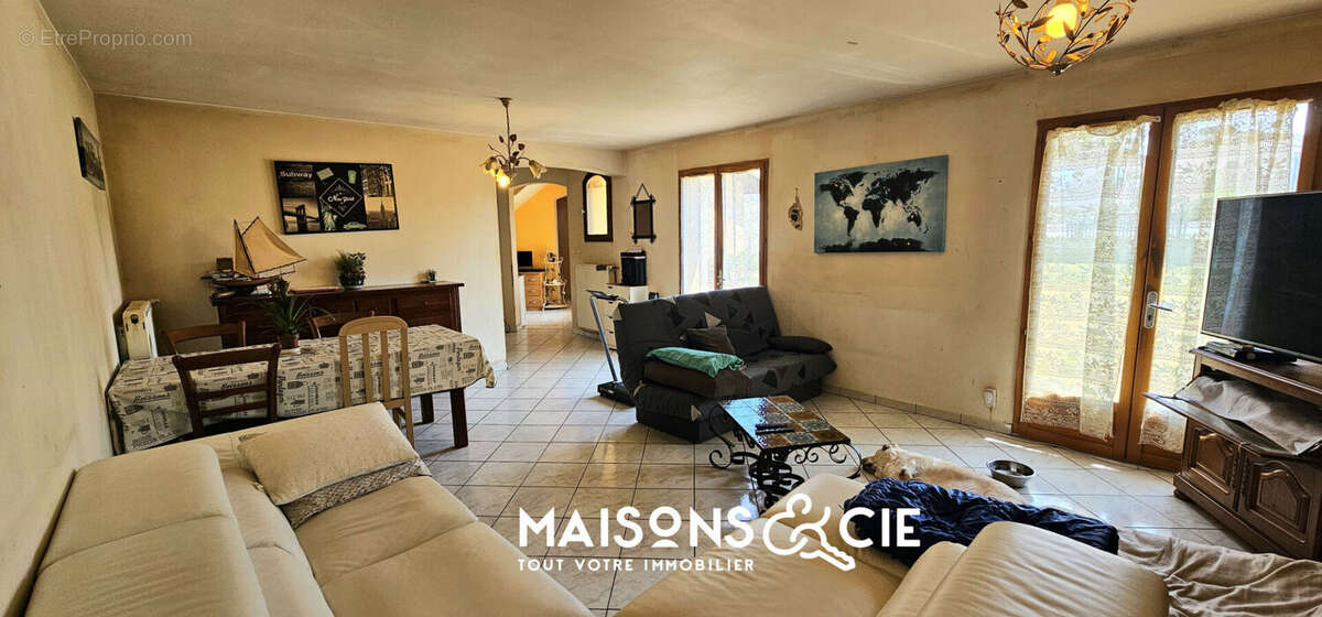 Maison Sainte Julie 4 pièce(s) 121 m2 - photo 7
