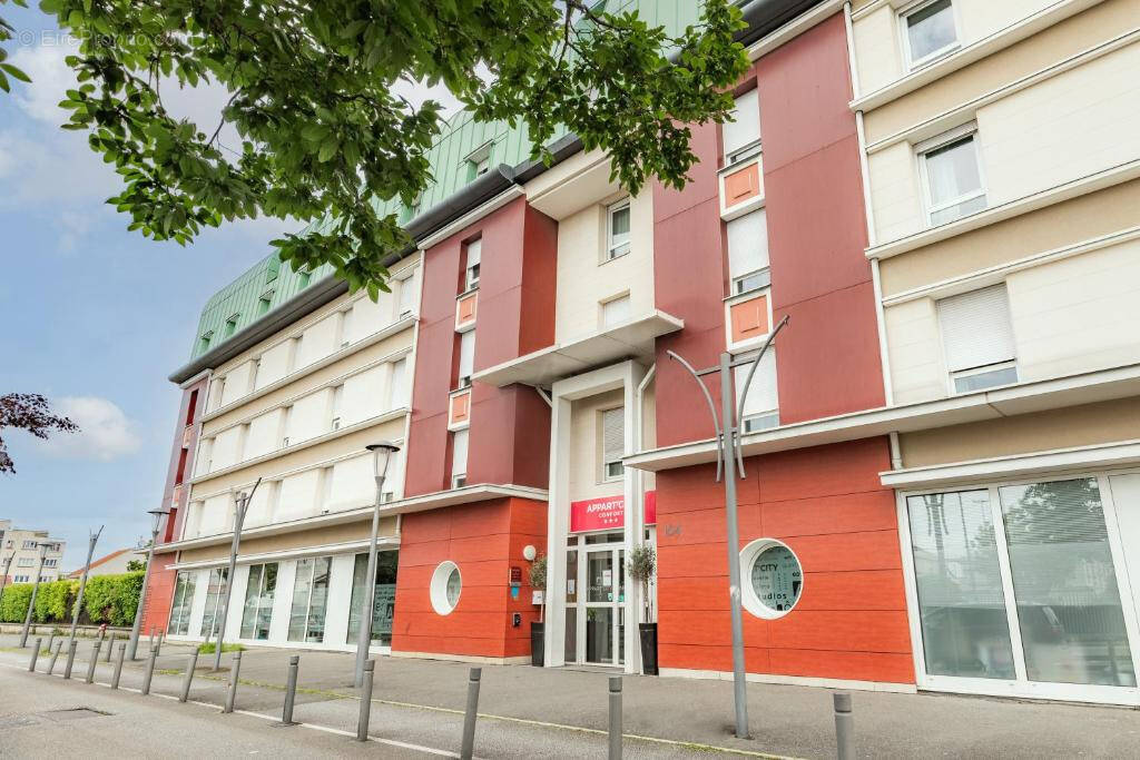 Appartement à LE BLANC-MESNIL