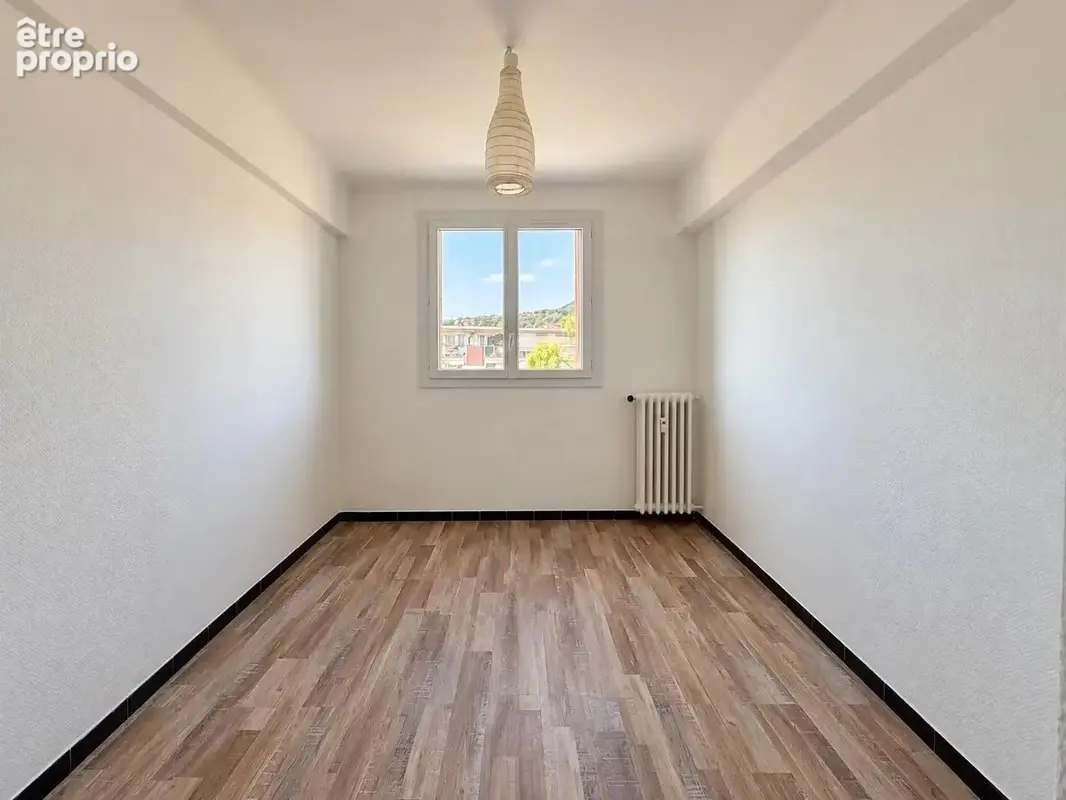 Nice nord 2 pieces avec balcon en avant-dernier etage - photo 8