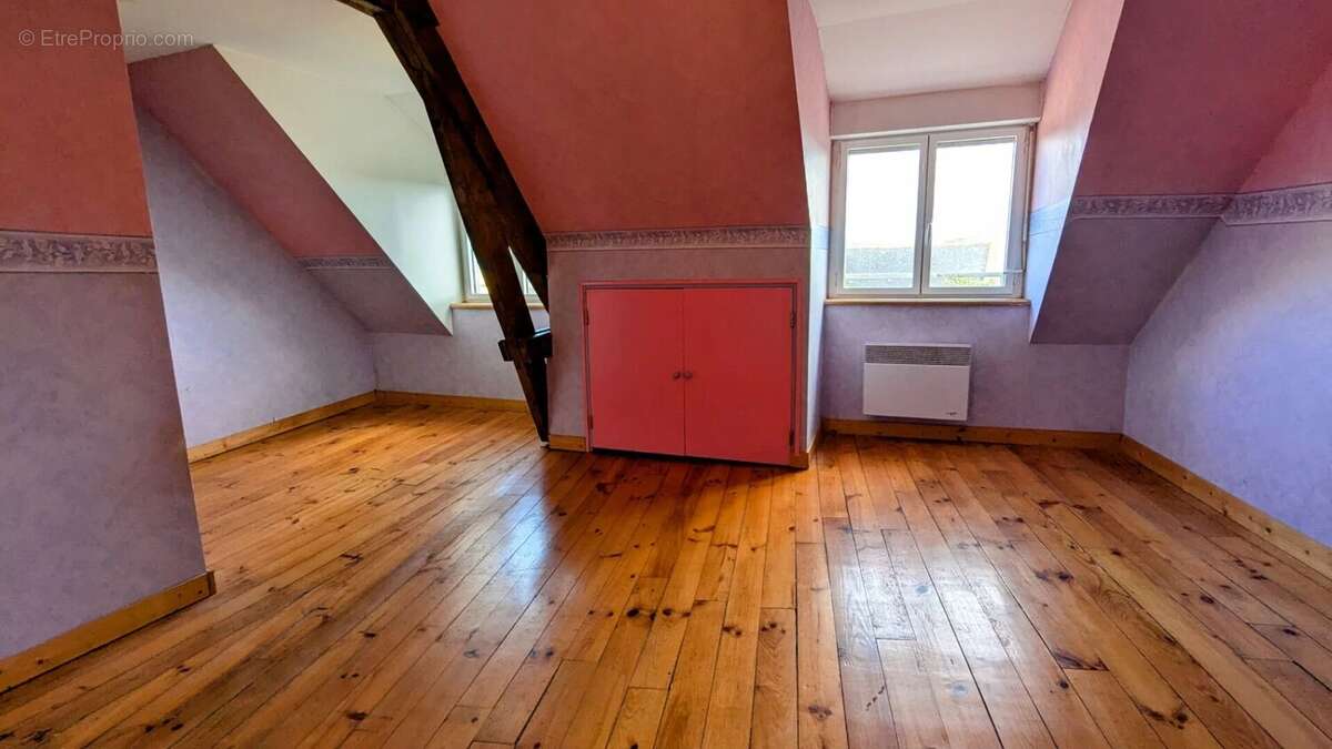 Maison à PLOMODIERN