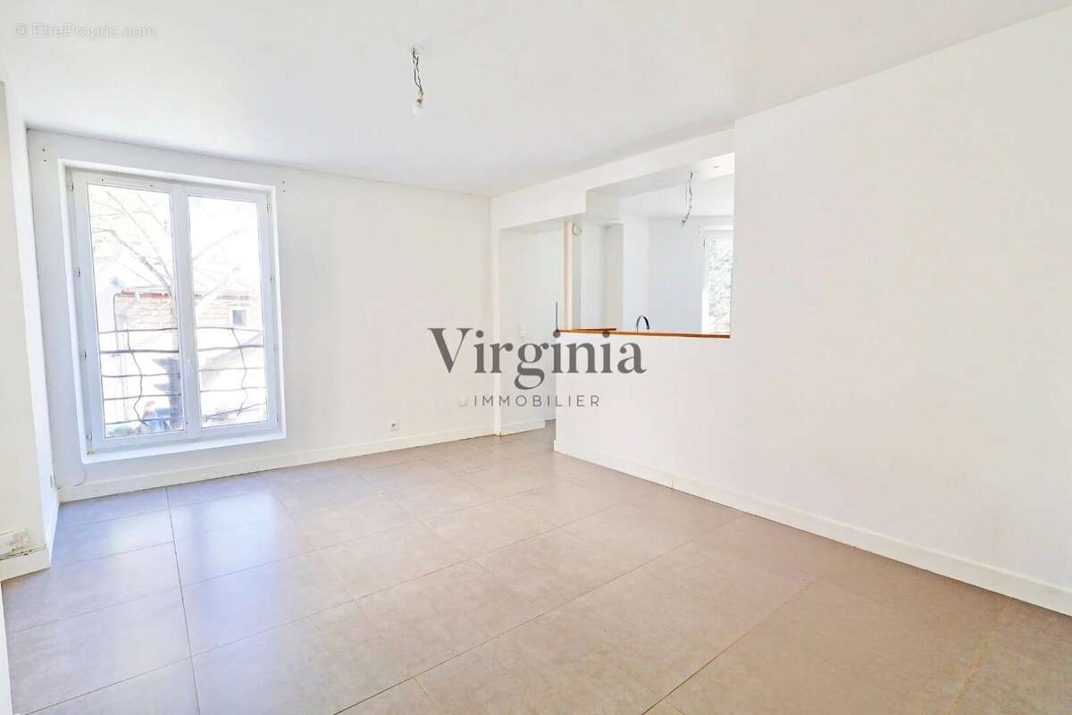 Appartement à SAINT-MAURICE