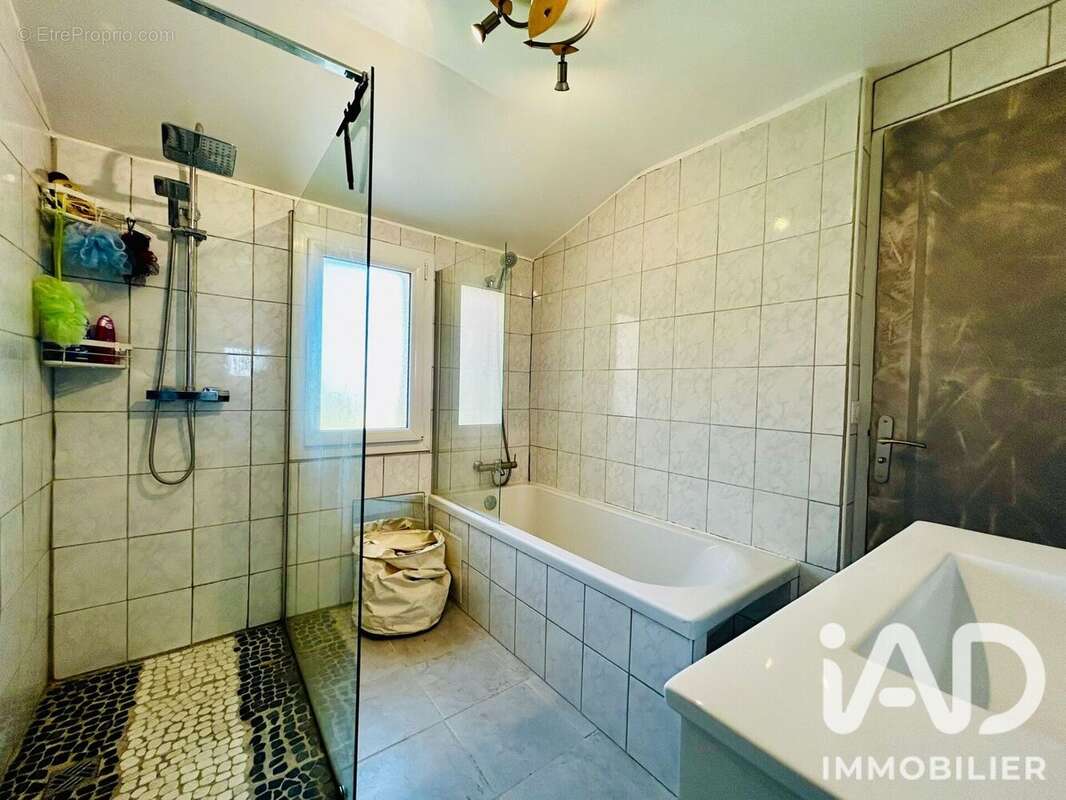 Maison 82 m² à Oysonville  - photo 9