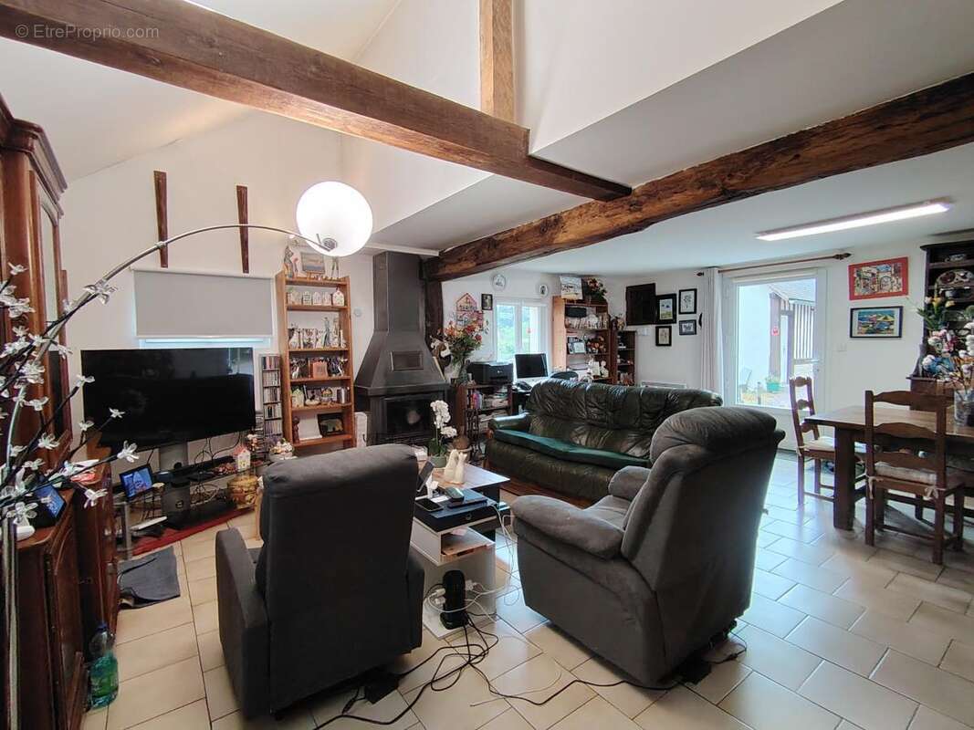 Maison à VIEUX-PONT-EN-AUGE