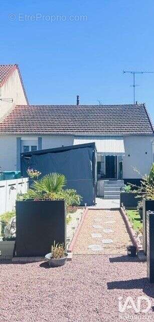 Maison 72 m² à Montlucon  - photo 2
