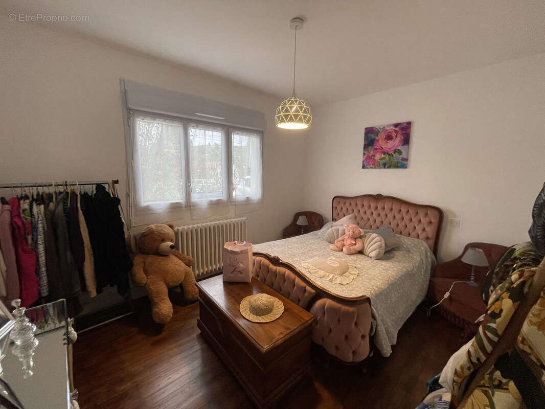 Maison à SAINT-ASTIER