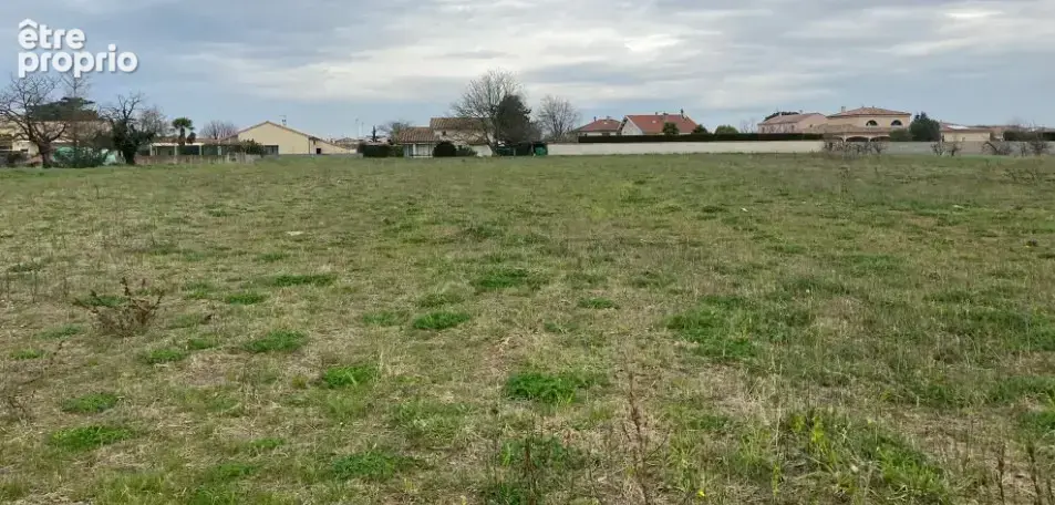 Terrain 800 m² à Saint-Rambert-D'albon  - photo 3