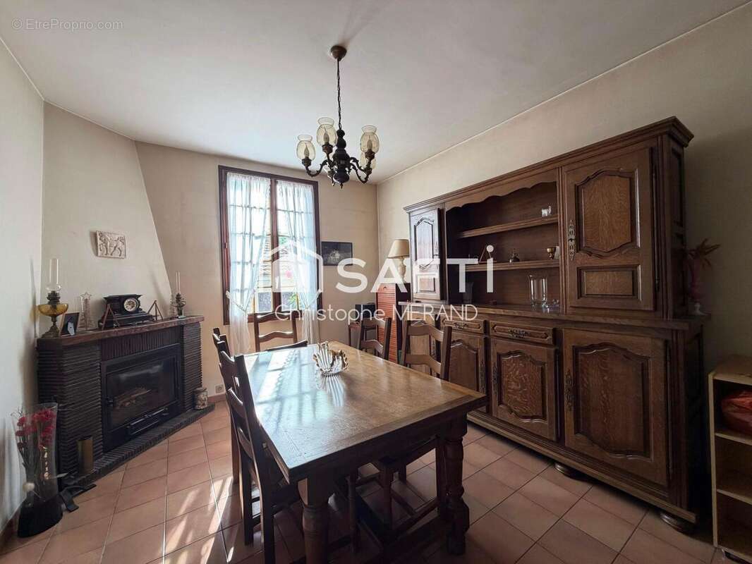 Maison 106 m² à Antogny-Le-Tillac  - photo 7