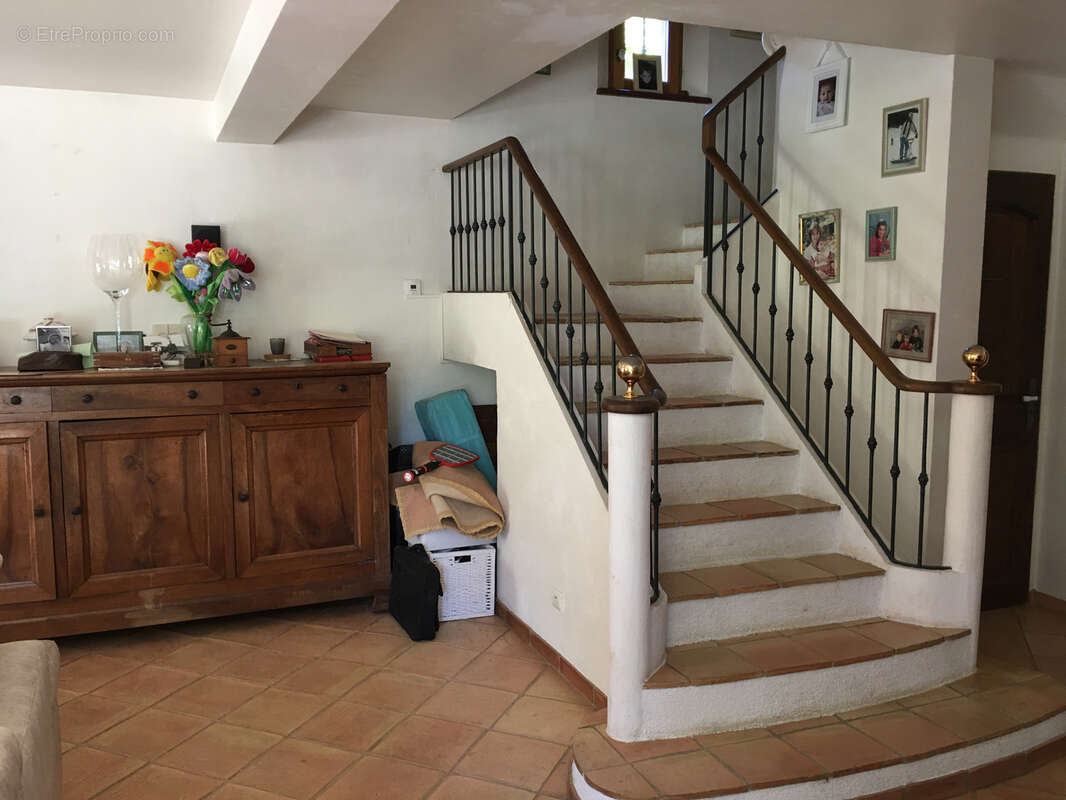 Maison à PLAN-DE-LA-TOUR