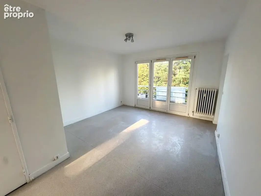 Appartement 2 pièces 43 m² à vendre à Tourcoing (59200) - photo 2