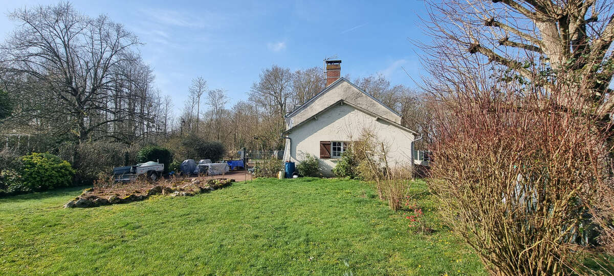 Maison à CLOYES-SUR-LE-LOIR