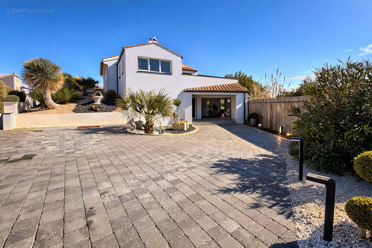 Maison à BREM-SUR-MER