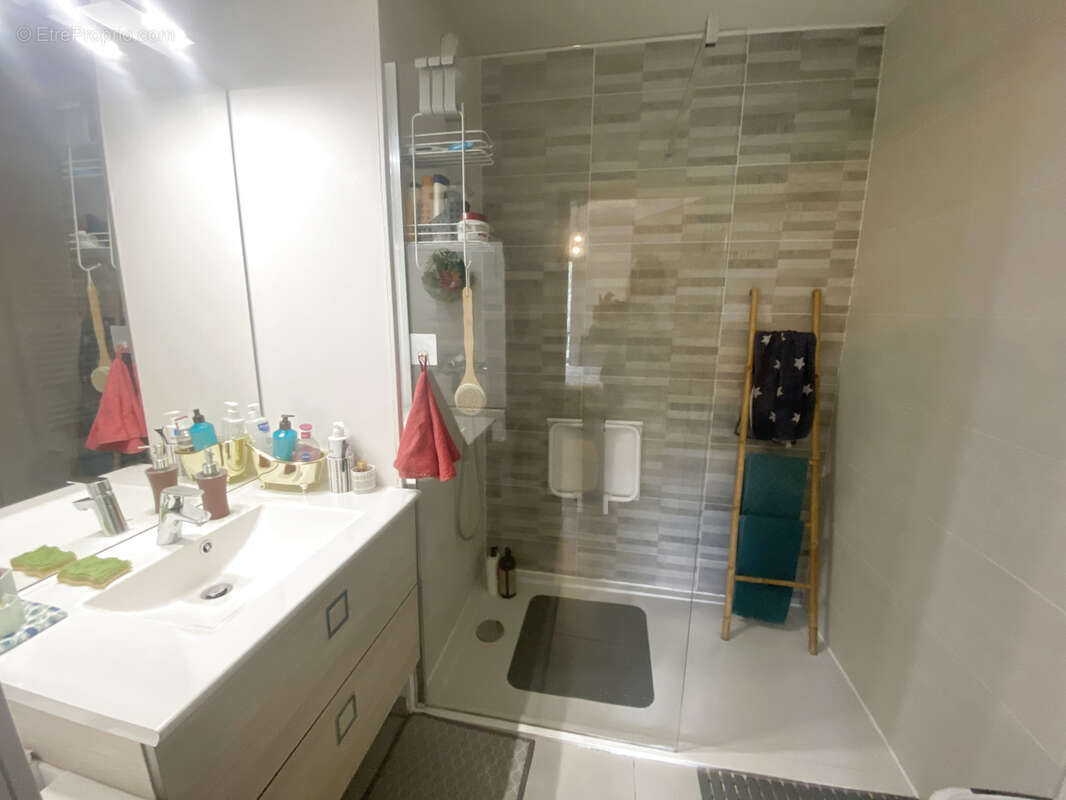 Appartement à BASSENS