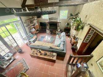 Propriété de caractère au cœur de la nature – Un cadre unique au pied d’un château - photo 9