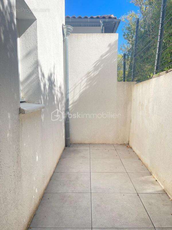 Appartement de type 4 avec terrasse et box privatif à Martigues Jonquière - photo 9