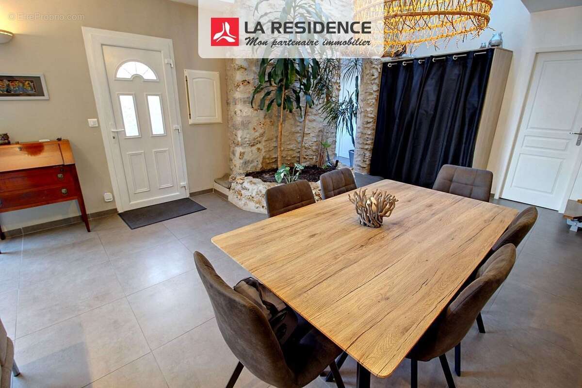 Maison à COURDIMANCHE