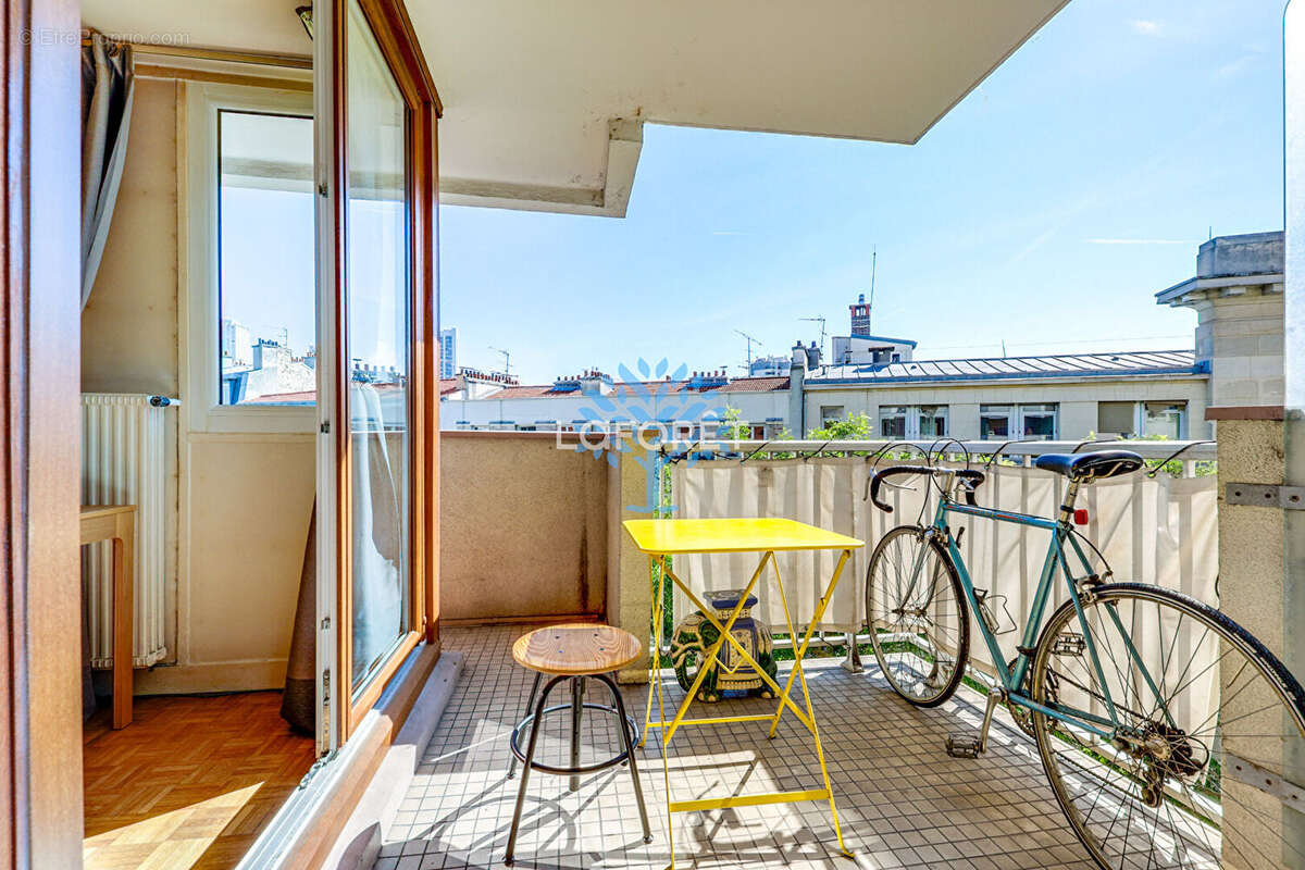 Appartement à PARIS-20E