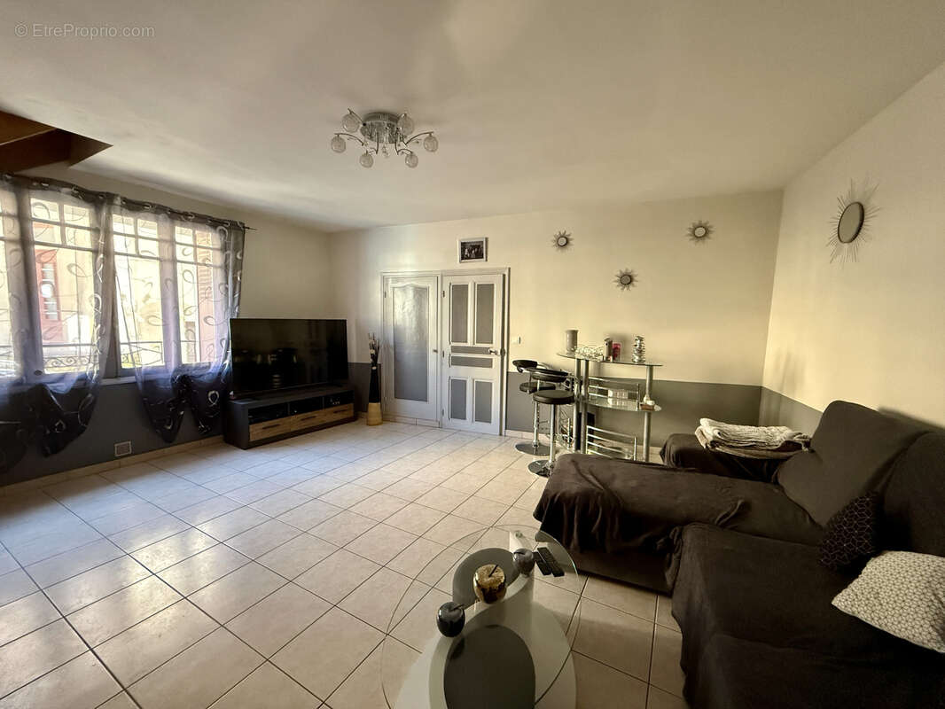 Appartement à SAINT-AFFRIQUE