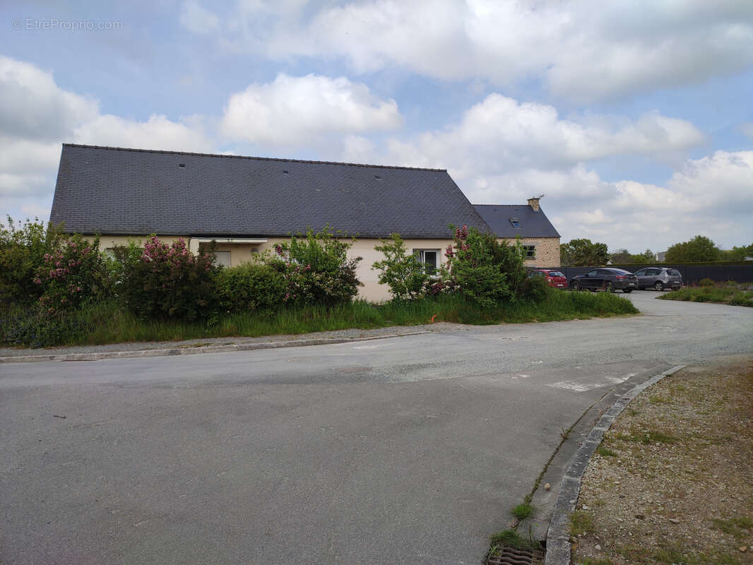 Maison à BOBITAL