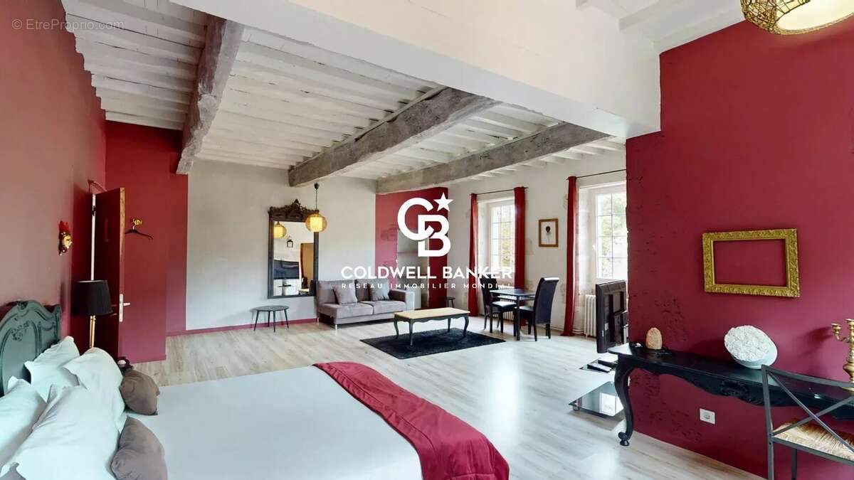 Maison à MONTESQUIEU