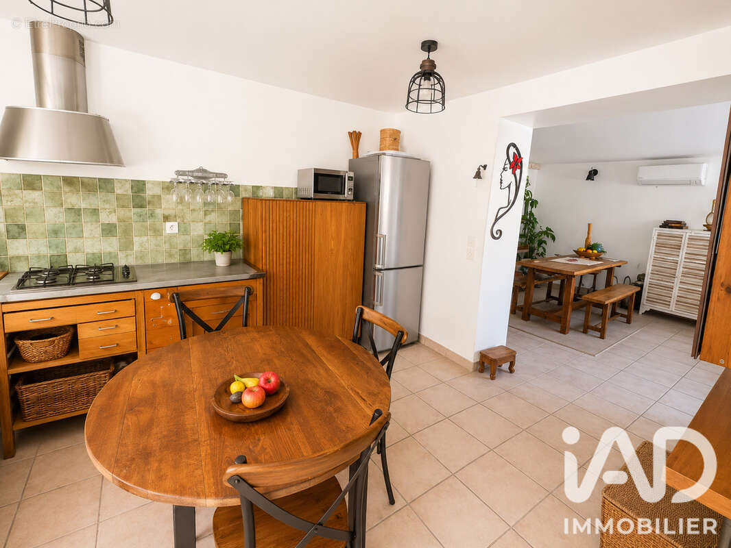 Maison 173 m² à La Garde  - photo 8