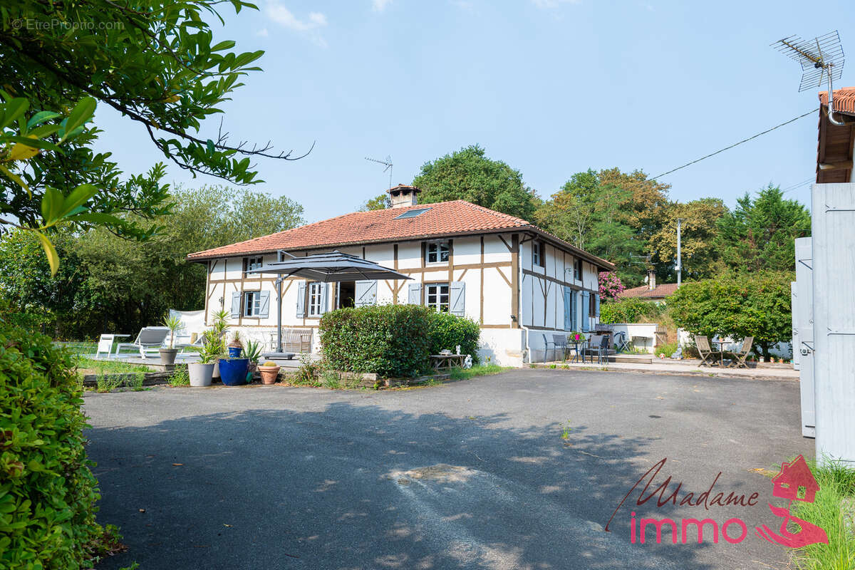 Maison à SORT-EN-CHALOSSE