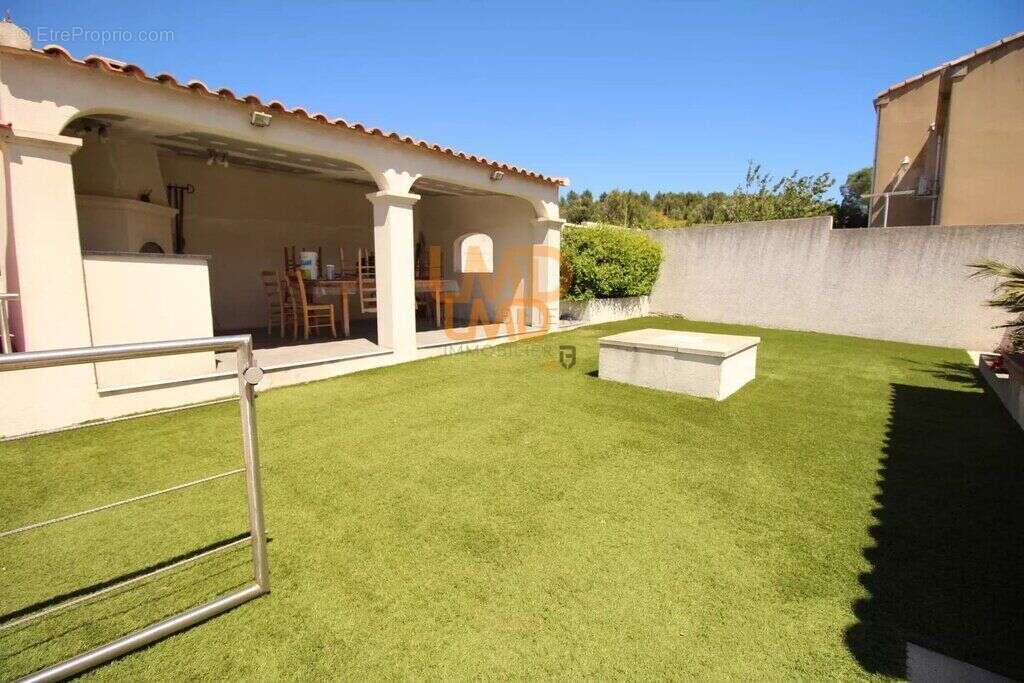 Maison à ENSUES-LA-REDONNE