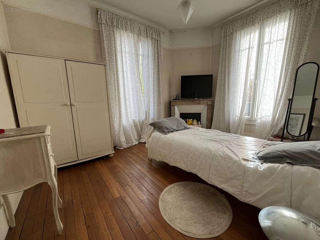 Maison à COUILLY-PONT-AUX-DAMES