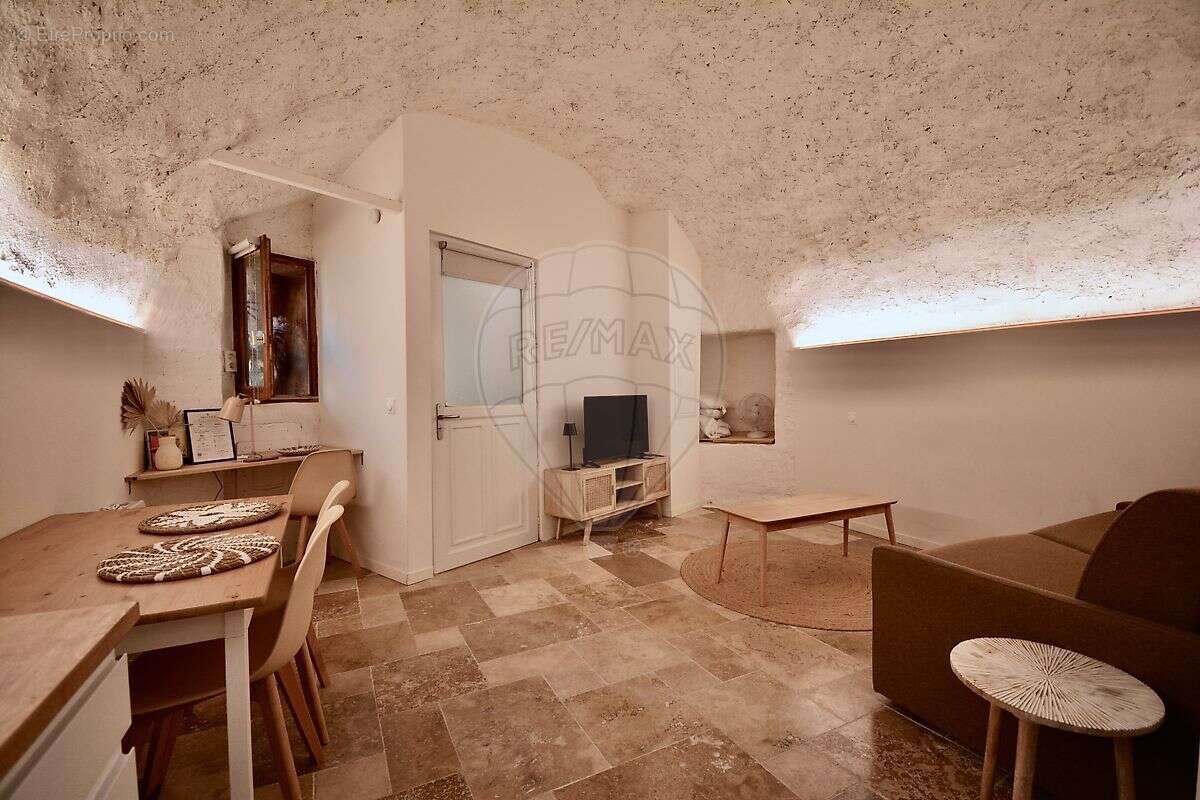 Appartement à VILLENEUVE-LOUBET