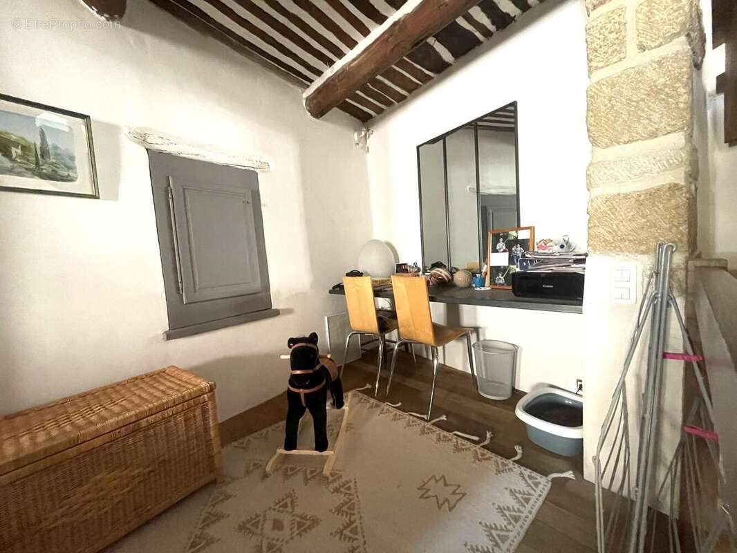 Photo 5 - Maison à ROGNES