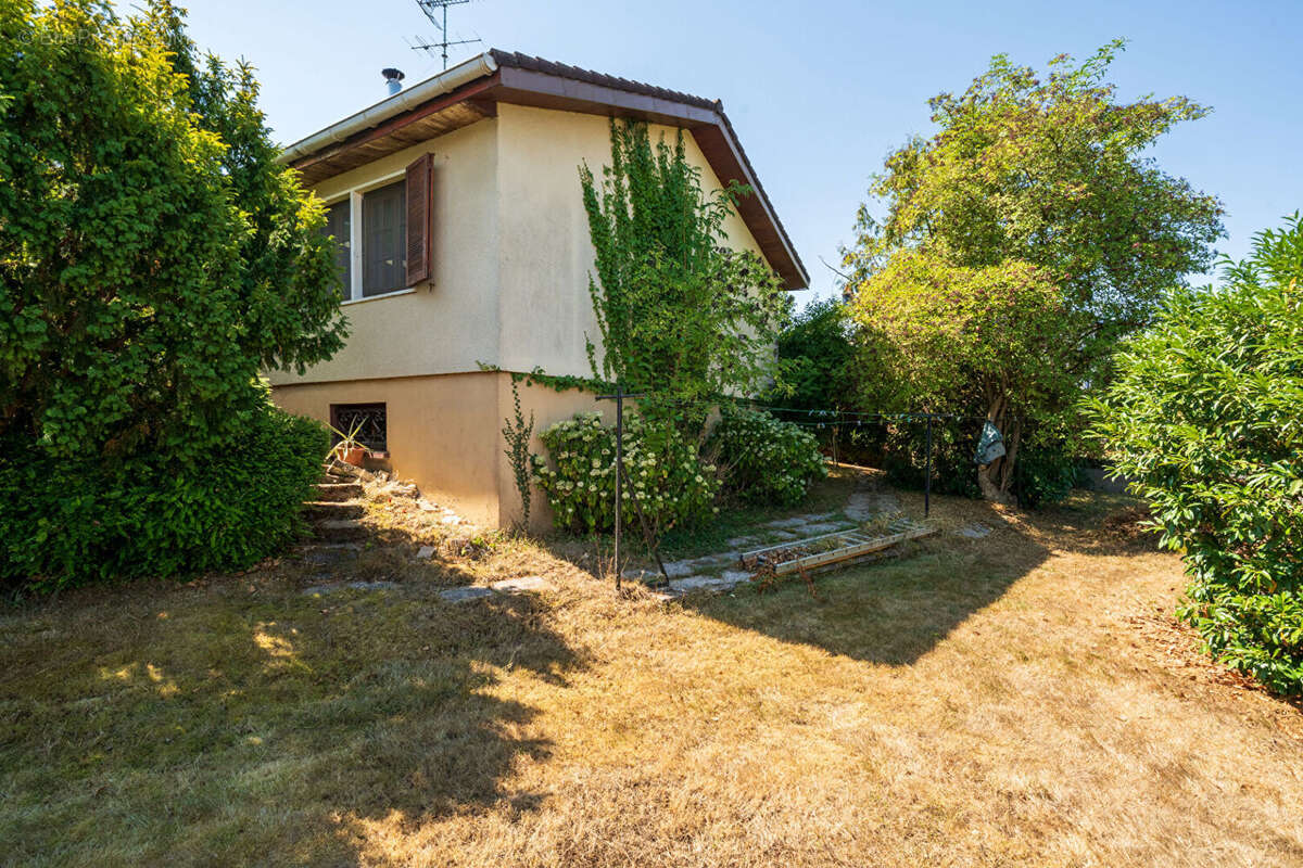 Maison Vincey 5 pièce(s) 108 m2 - photo 2