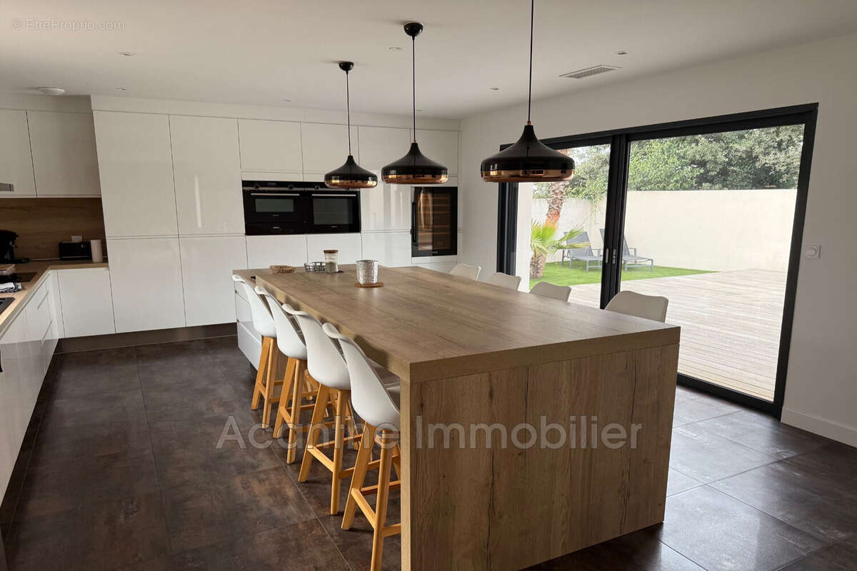 Maison à SAINT-GELY-DU-FESC