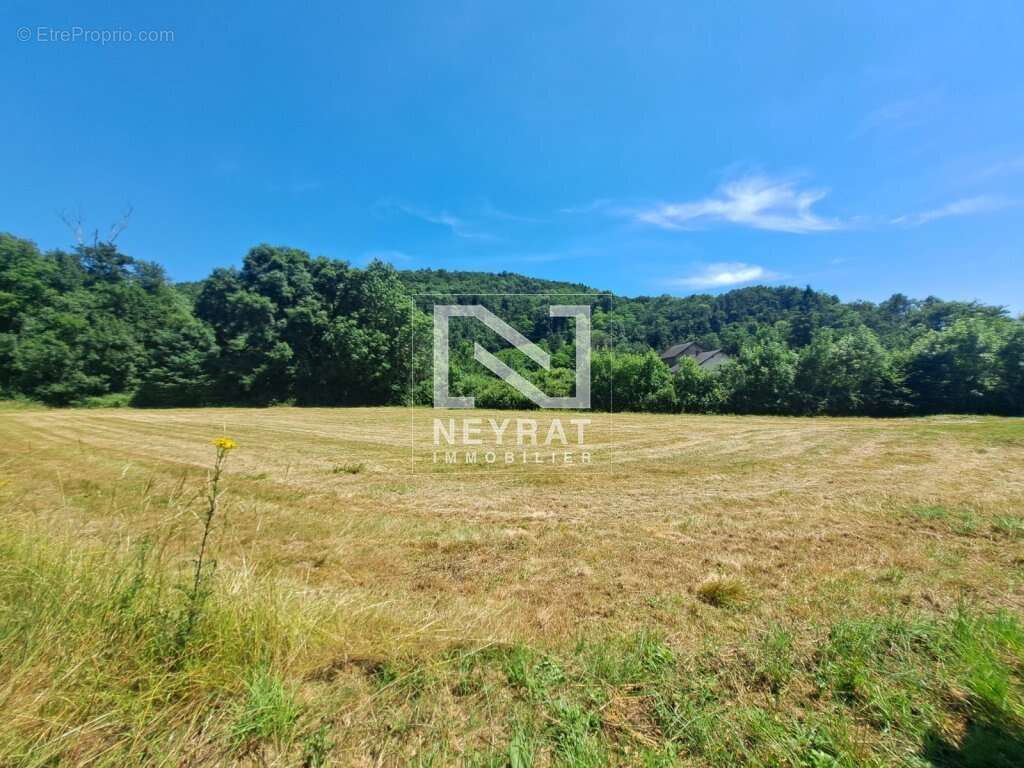 Terrain à CHISSEY-EN-MORVAN