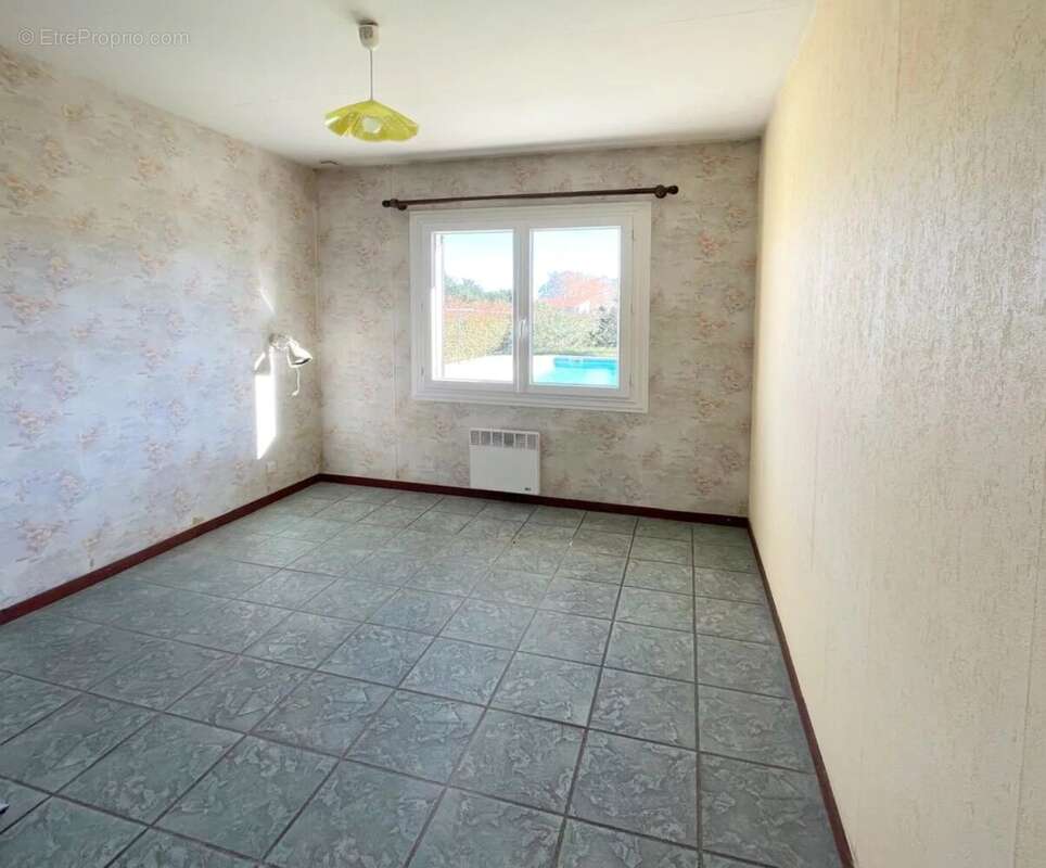 Maison à CASTRES-GIRONDE