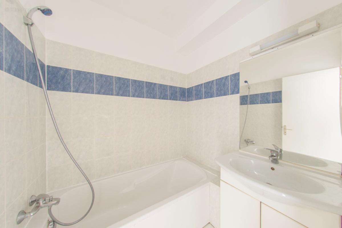 Clermont-l’hérault (34800) – appartement 4 pièces – 3 chambres – séjour 30m² – exposition sud-est – dpe b - photo 9