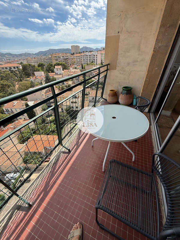 Appartement à MARSEILLE-6E