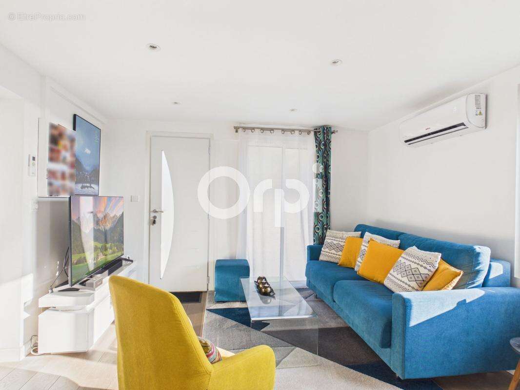 Appartement à MANDELIEU-LA-NAPOULE