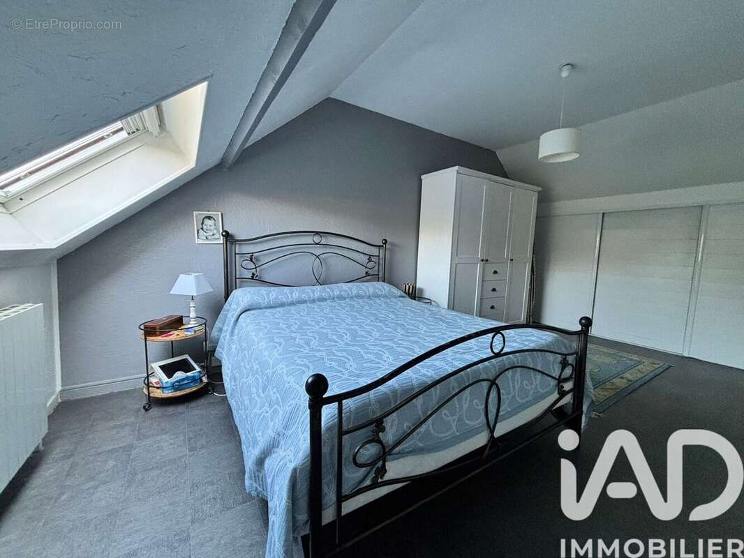 Maison 143 m² à Magny-Le-Hongre  - photo 9