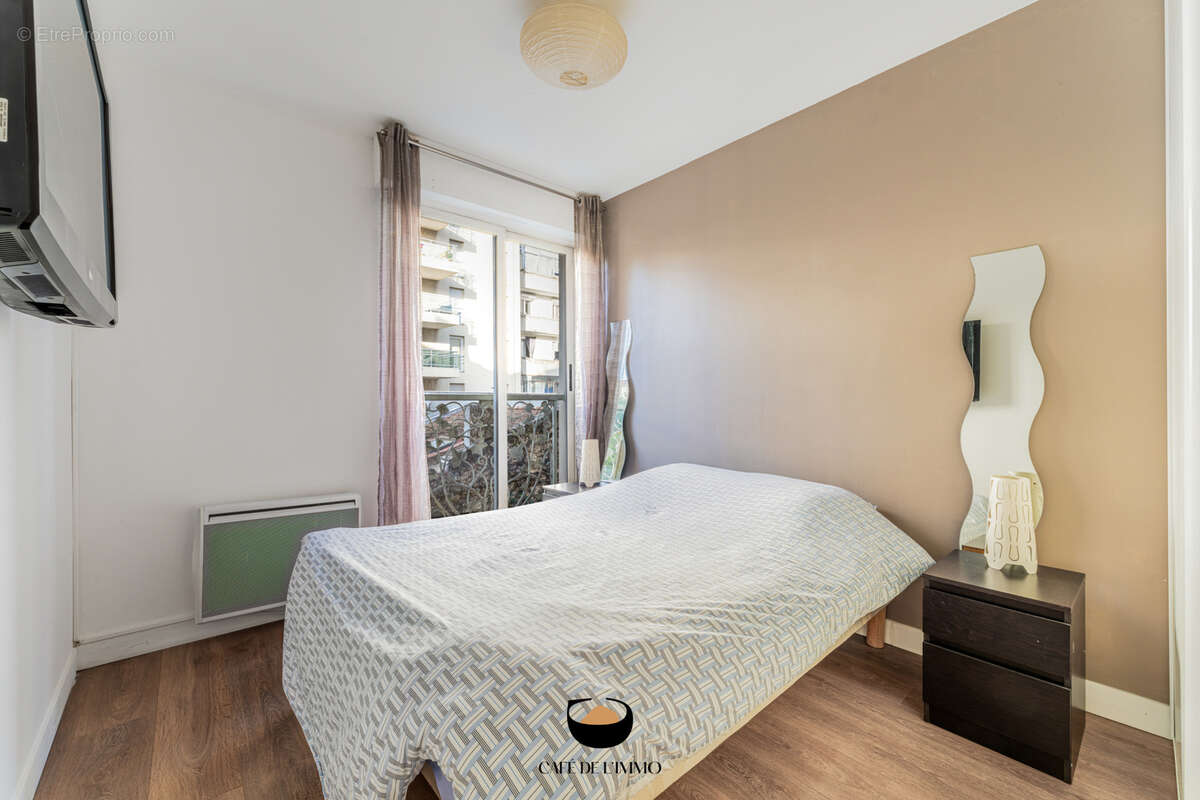 Appartement à MARSEILLE-8E