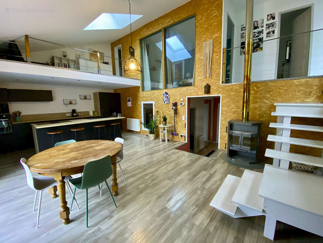 Maison à COMMERCY