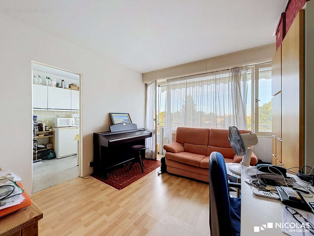 Appartement 31 m² à Bordeaux  - photo 2