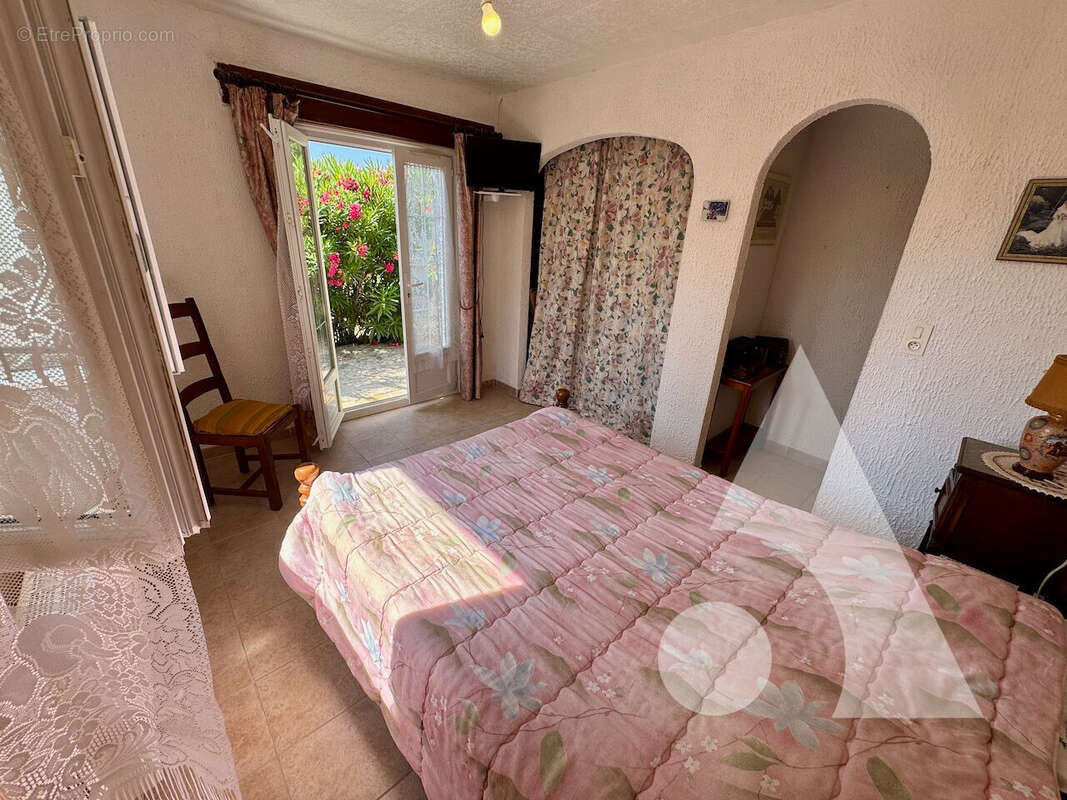 Maison à VILLECROZE