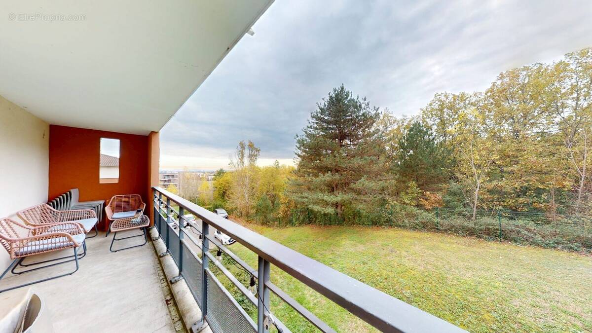 Appartement à COLOMIERS