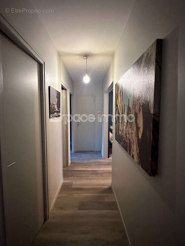 Appartement à MONT-SAINT-AIGNAN