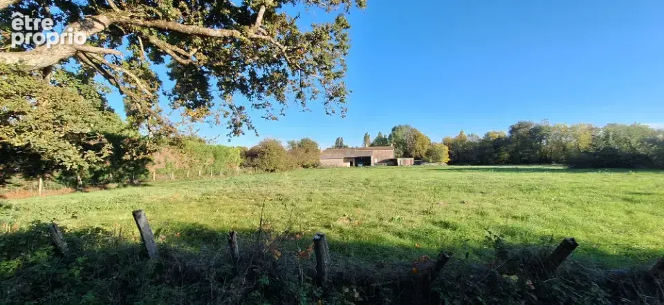 Terrain à SAUJON