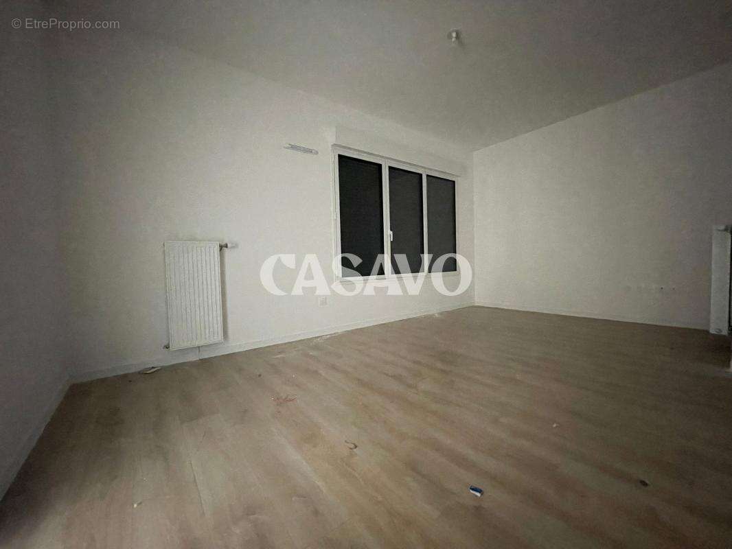 Appartement à LA QUEUE-EN-BRIE