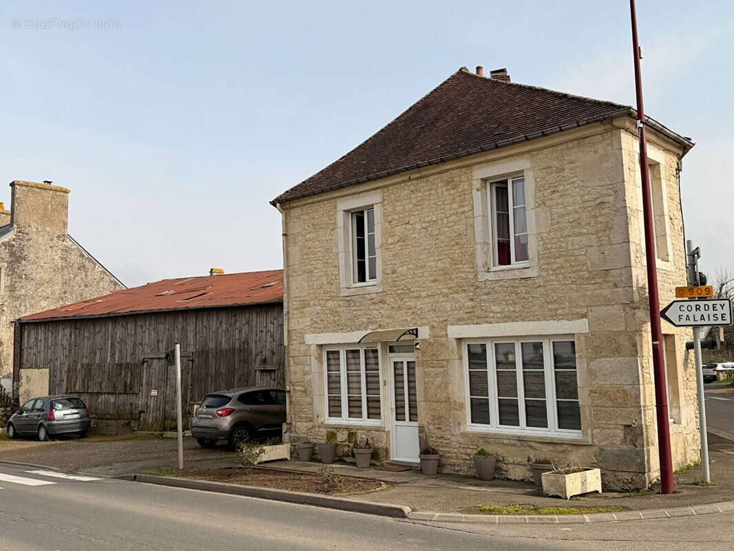 Maison à FALAISE