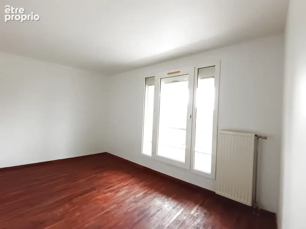 Appartement 4 pcs 93m2 lumineux avec grand balcon - photo 4