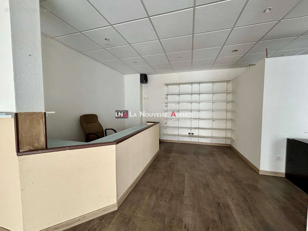 Commerce à PORT-LA-NOUVELLE