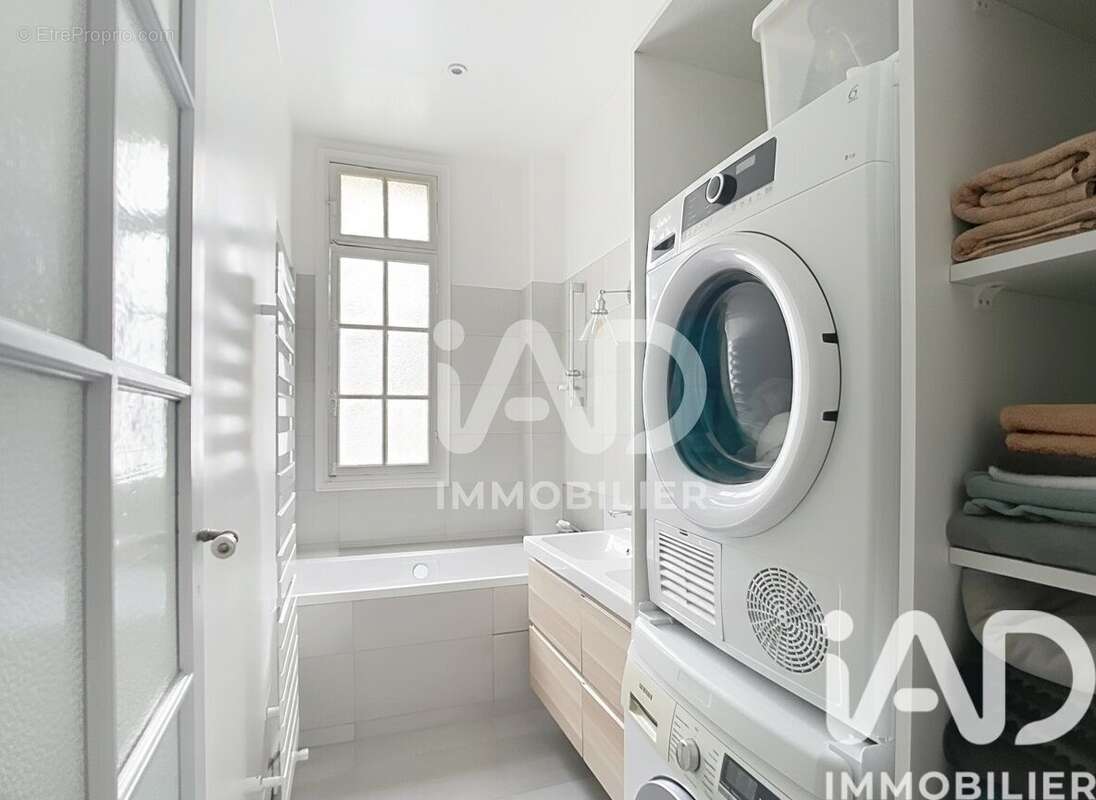 Photo 9 - Appartement à PARIS-17E