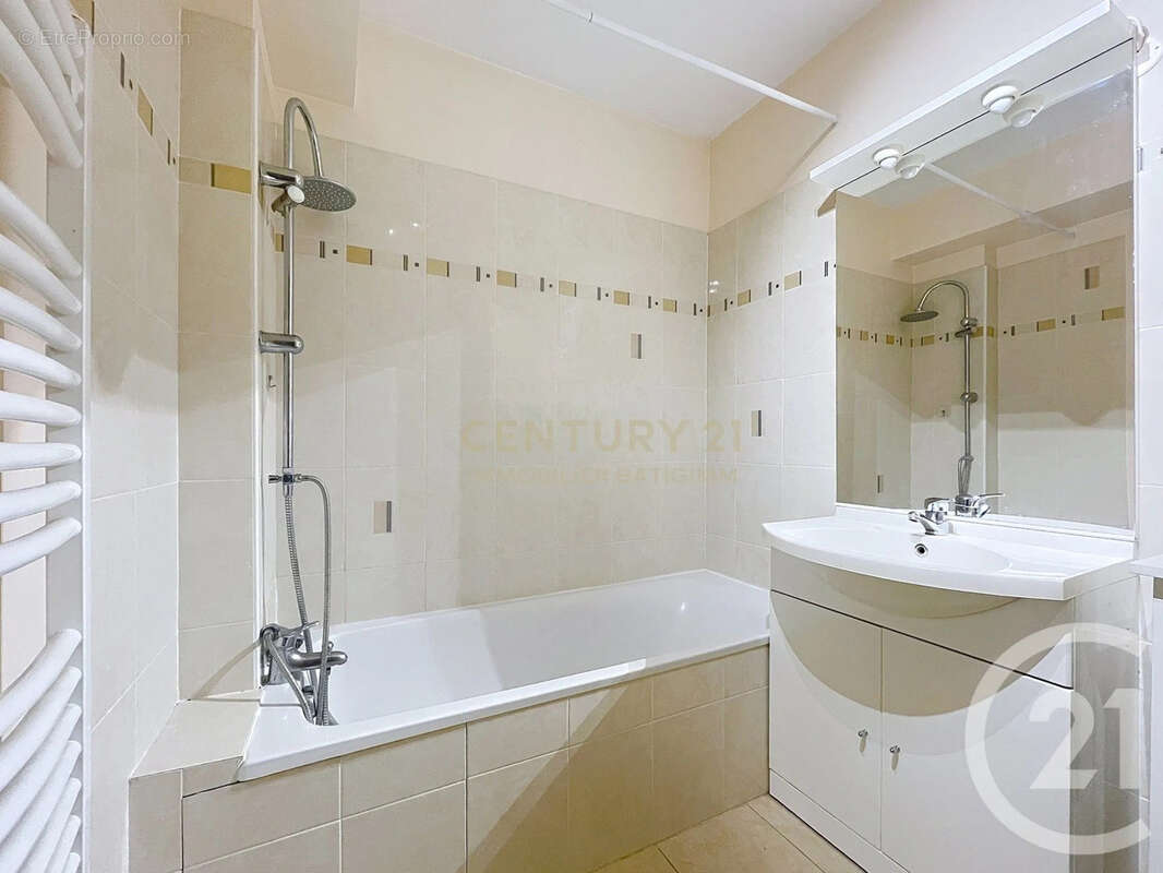 Appartement à BOURGOIN-JALLIEU